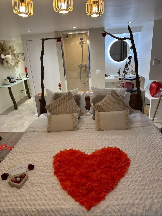 Appartement Jacuzzi Prive Avignon Exterior foto