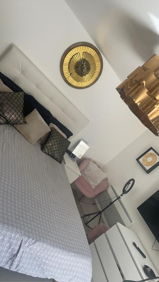 Appartement Jacuzzi Prive Avignon Exterior foto